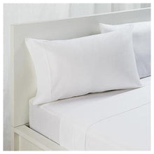 Load image into Gallery viewer, Pair of White Pillow Cases